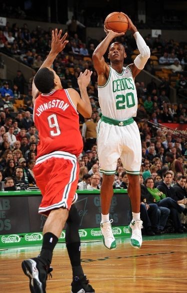 首回合比赛 首回合比赛