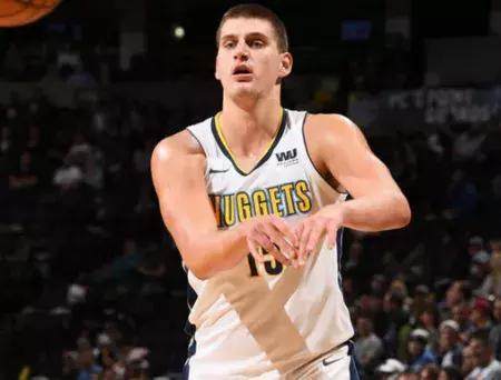 季中保持自 季中保持自