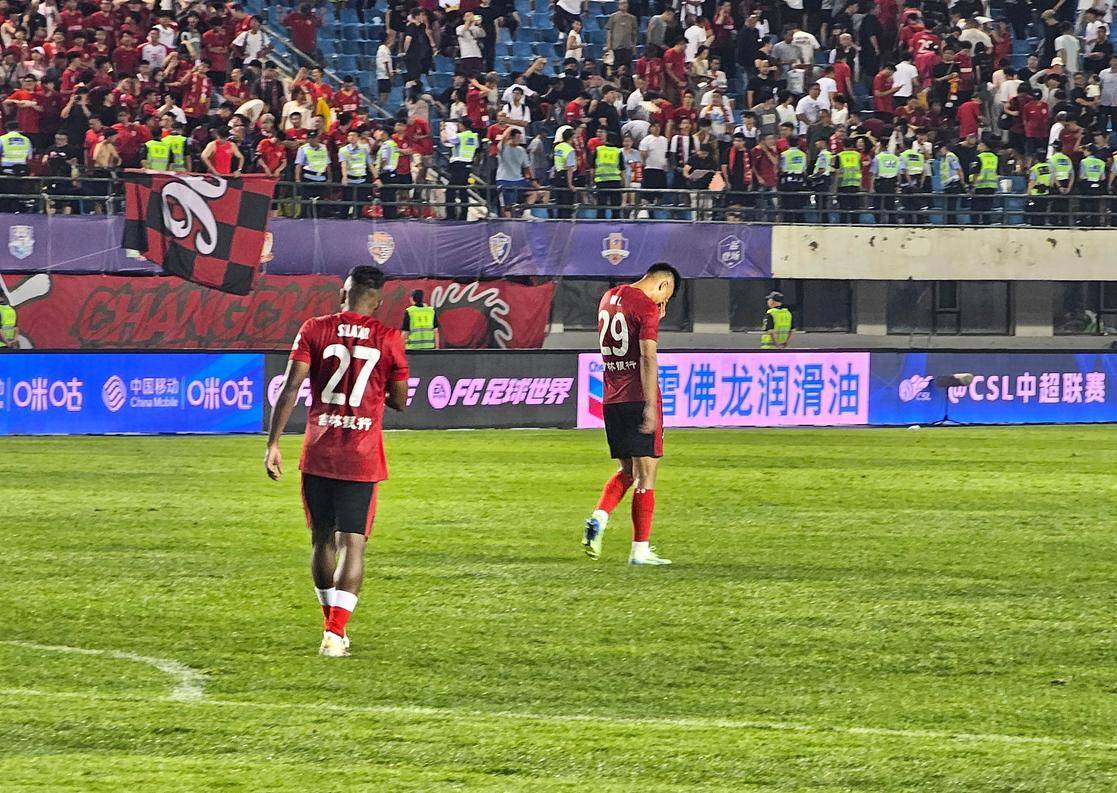 讶又期待 讶又期待