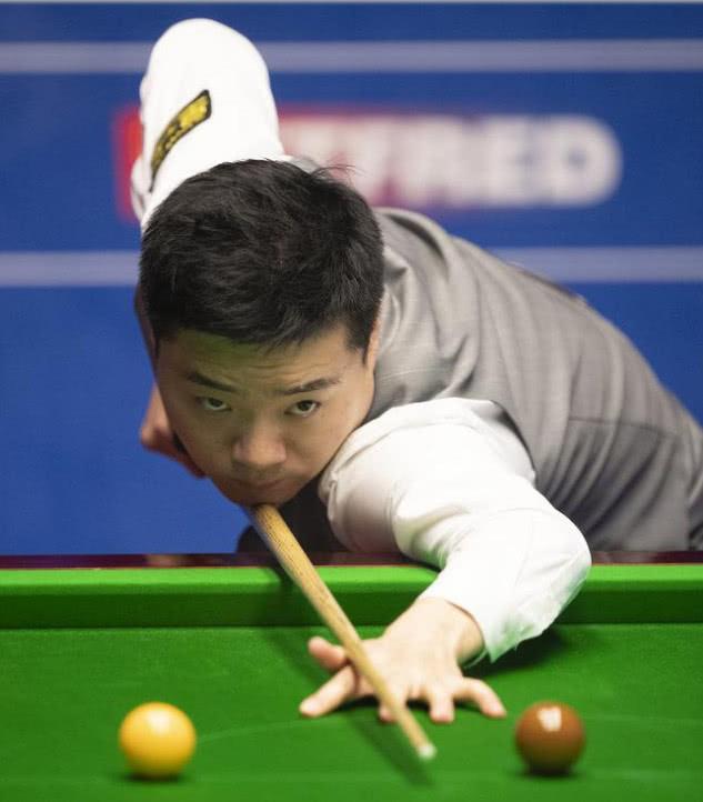 而是两支球 而是两支球