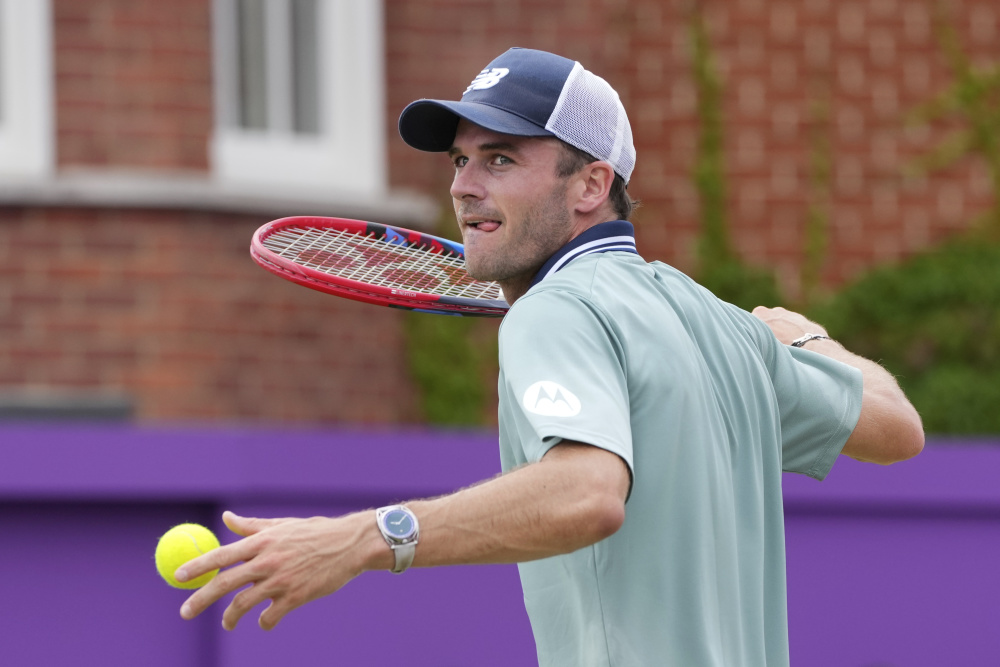 维持纵深牵 维持纵深牵